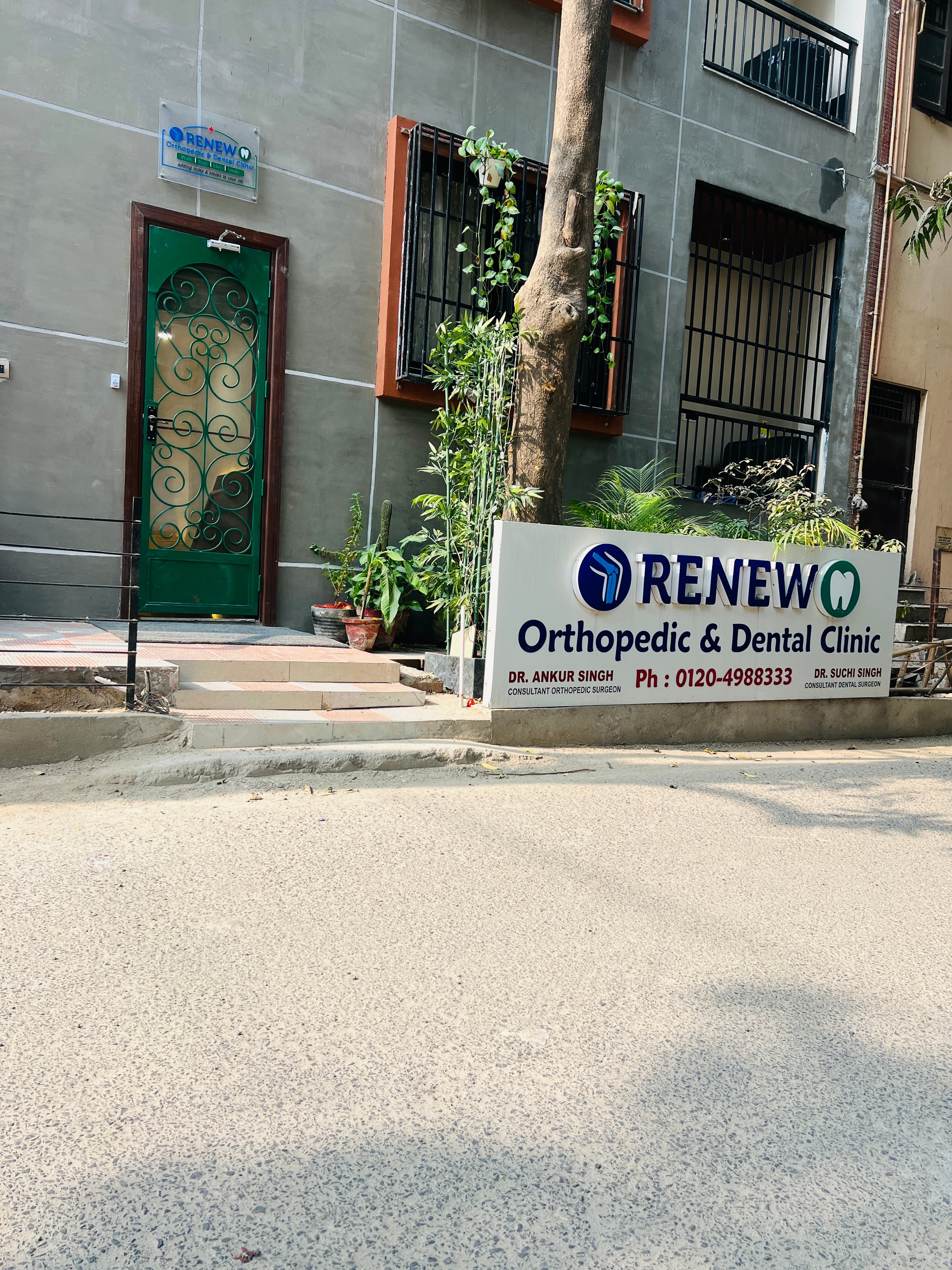 Renew Dental Clinic by Dr. Suchi Singh for best dental care