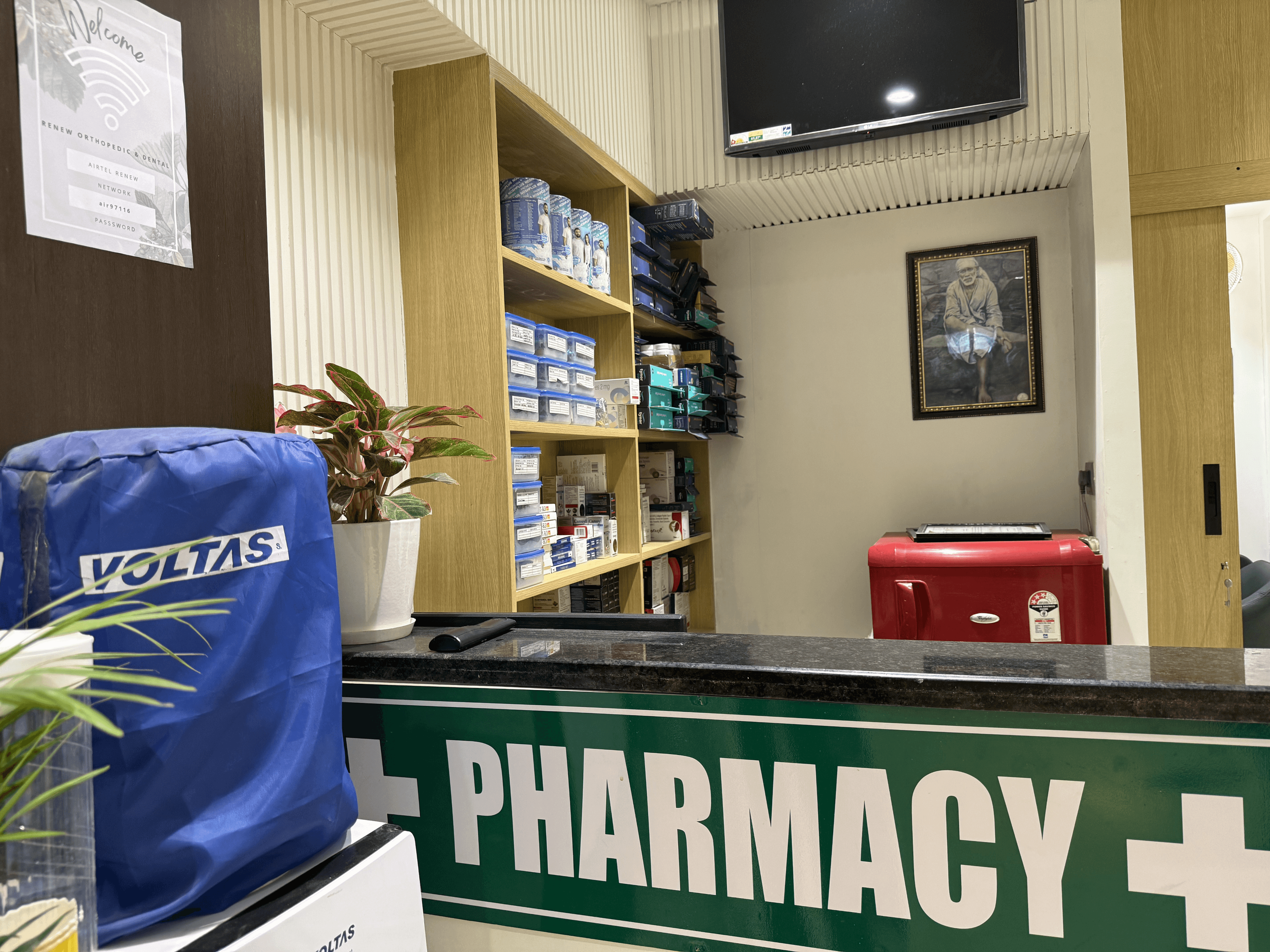 Clean, organized clinical setups