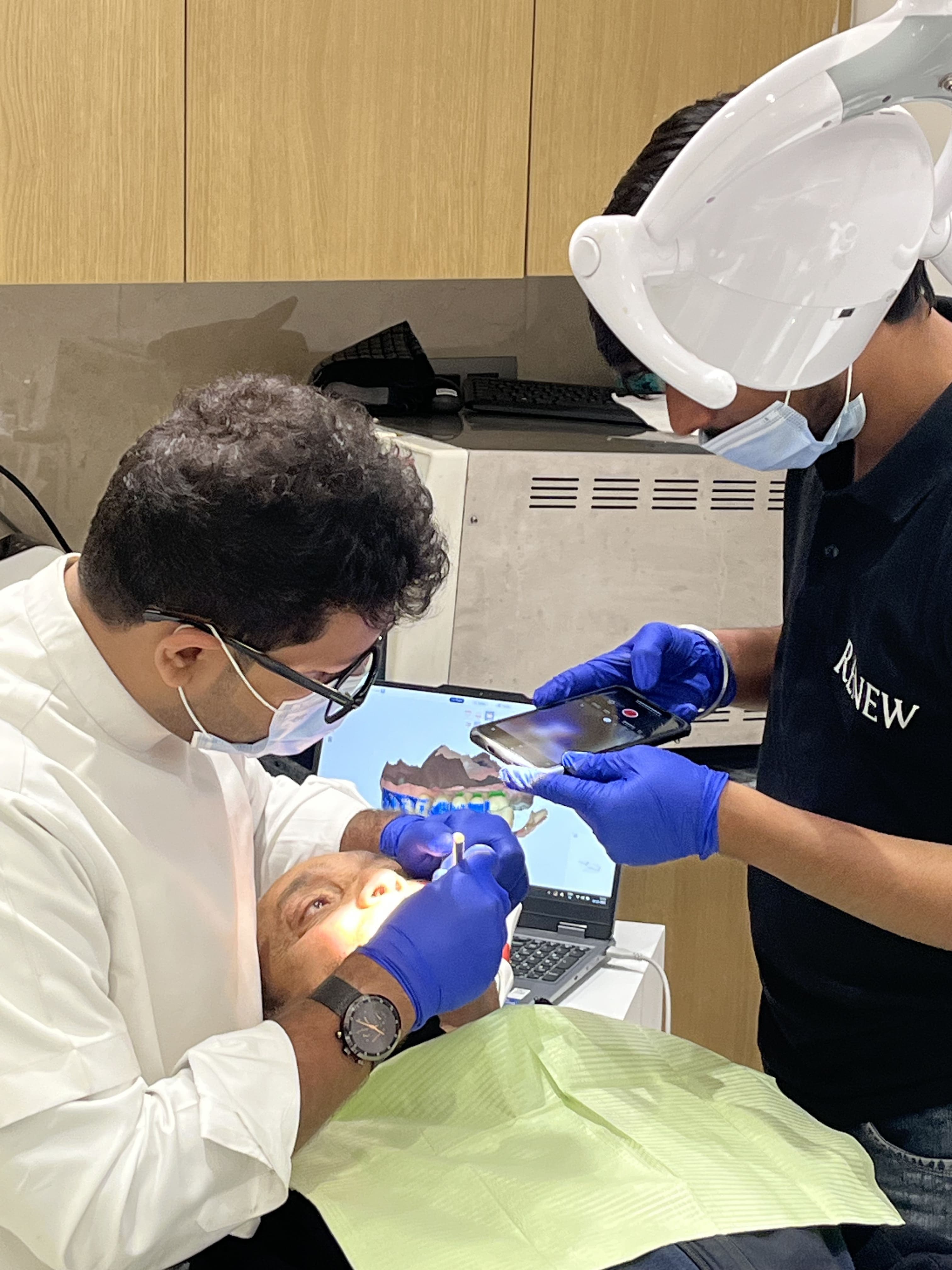 What is Aesthetic Dentistry at the best dental clinic, Renew Dental Clinic in Noida, Sector 47.