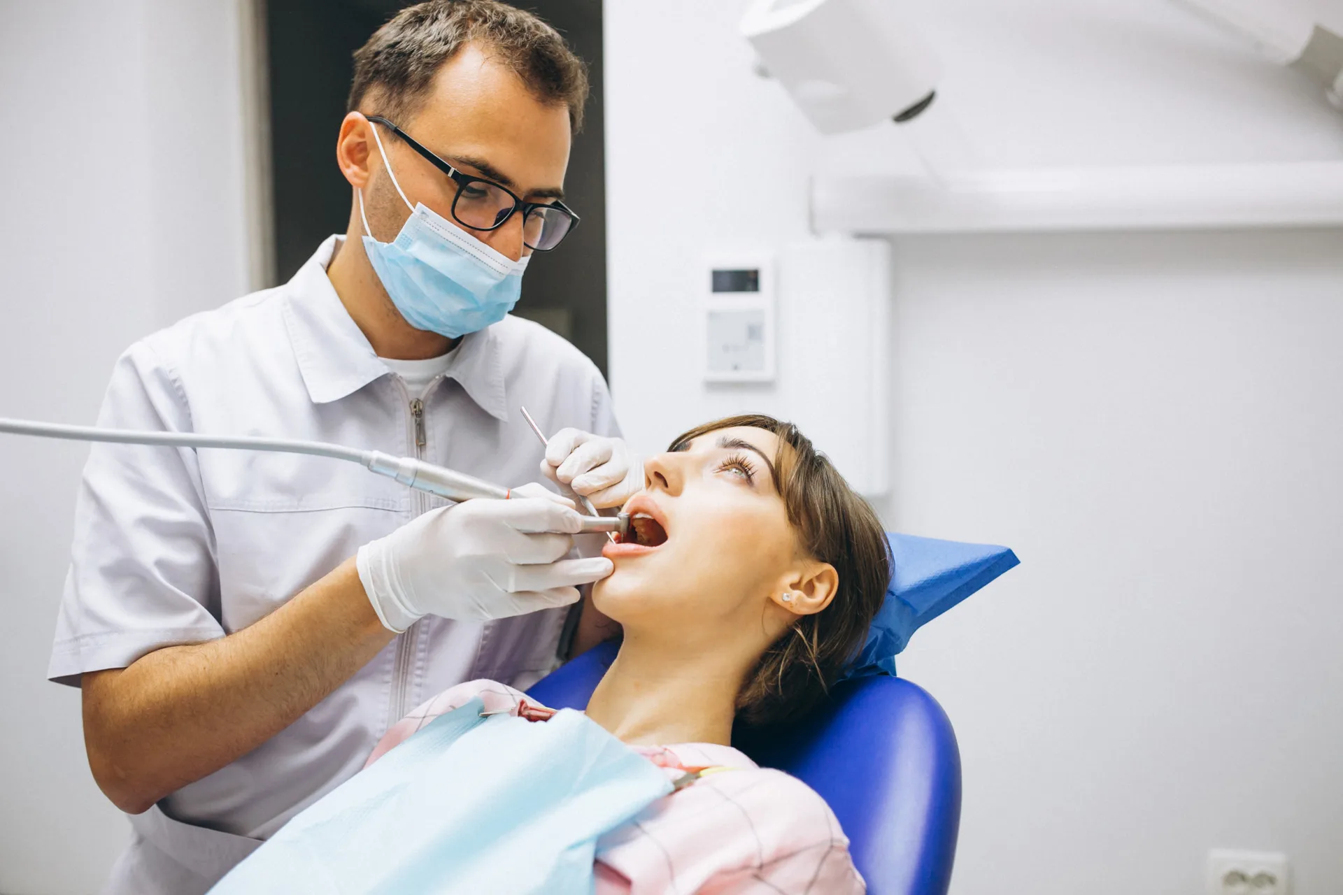 Best Dentist in Noida for Children - A Parent's Complete Guide